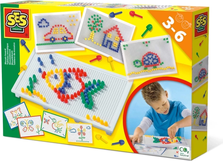Mulți țăruși colorați pentru modele expresive