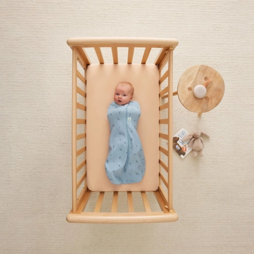 Înfașătoare și sac de dormit într-unul