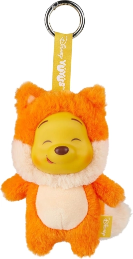 Winnie de Pluș în costume adorabile