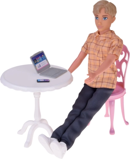 Muncă și timp liber: laptopuri, telefon și bicicletă