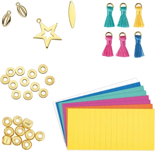 Accesorii bogate pentru decorare