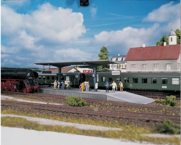 Model peron Burgstein PIKO HOBBY