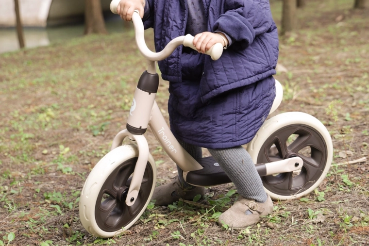 Construcție joasă stabilă pentru urcare ușoară