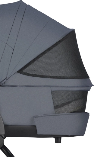 Copertină cu UPF 50+ și ventilație pentru confort în orice vreme
