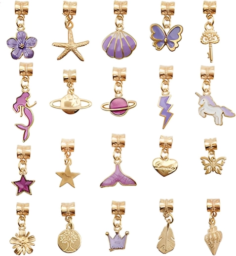 Pandantive (charms) pentru un aspect original