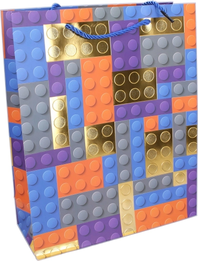 Motiv jucăuș cu cuburi de construcție