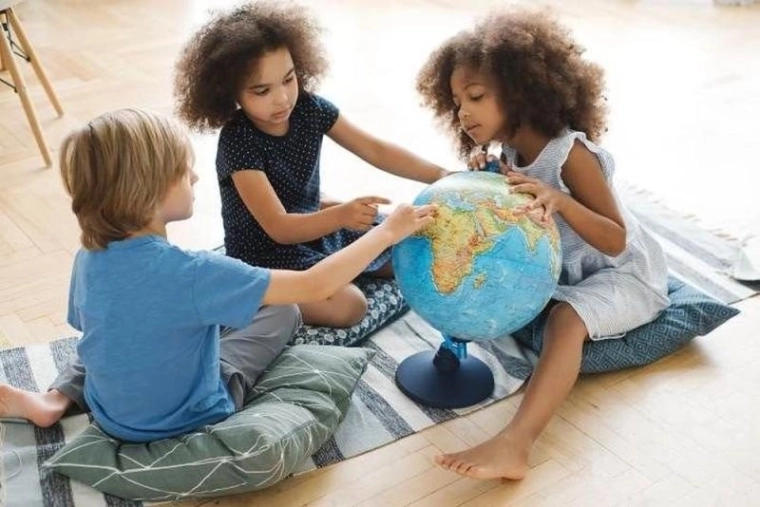 Pământ nocturn cu LED pentru un efect spectaculos