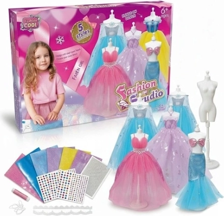 Fashion Studio set creativ pentru designul rochiilor păpușilor