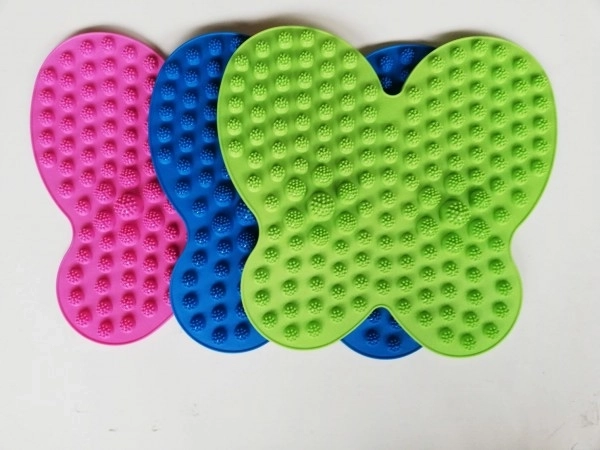 Covoraş de masaj reflexogen pentru picioare din plastic 36x38 cm