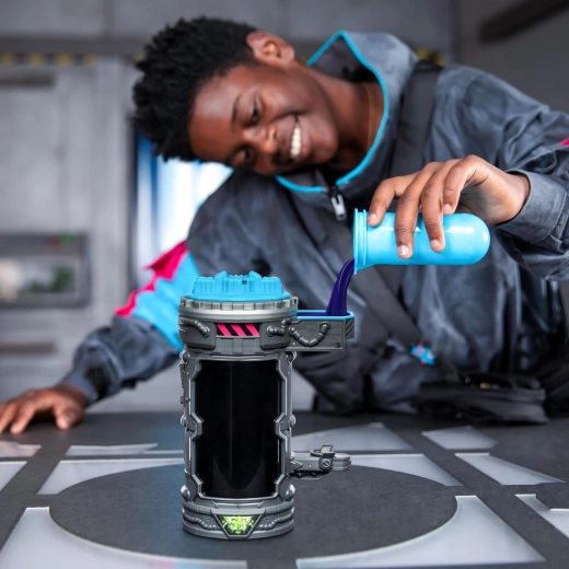 Capsulă de laborator interactivă și dezvăluirea bestiei