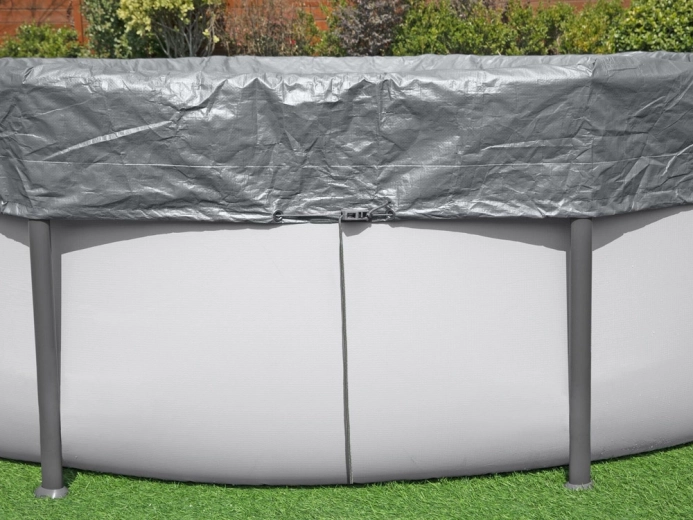 Orificii de drenaj împotriva acumulării apei