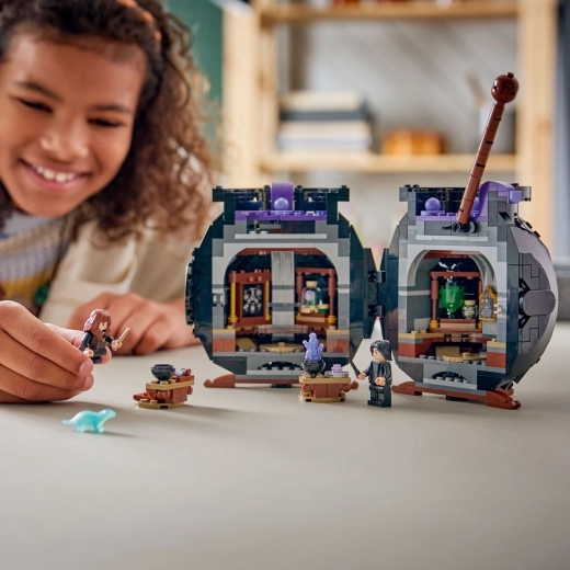 Ceaun cu deschidere și sala secretă