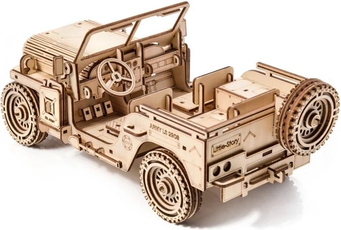 Model detaliat din lemn al unui vehicul militar