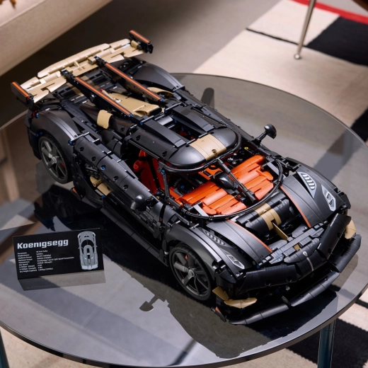 Megacar de expunere cu un design impresionant