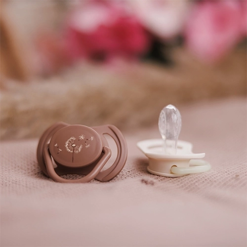 Tetină simetrică moale din silicon