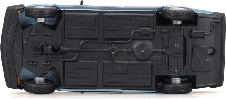 Șasiu detaliat și roți din cauciuc