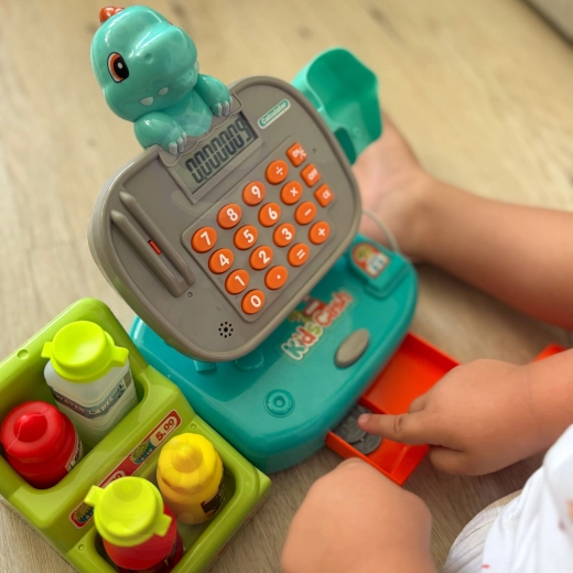 Calculator funcțional și sertar pentru bani
