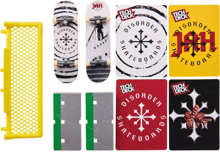 Două fingerboarduri complete pentru dublă doză de trucuri