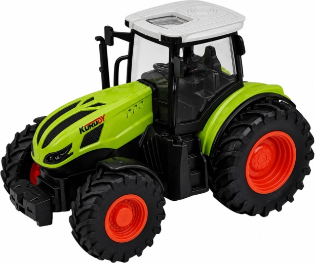 Tractor robust cu roți mari pentru teren