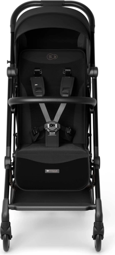 Protecție UPF 50+ și centuri magnetice în 5 puncte