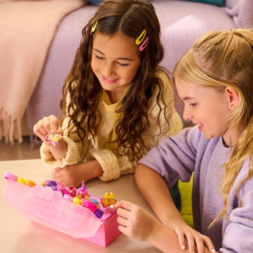 Ring de dans și aripioare pentru petrecere