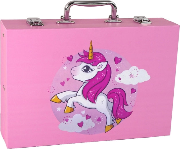 Design fermecător cu unicorn, iubit de copii