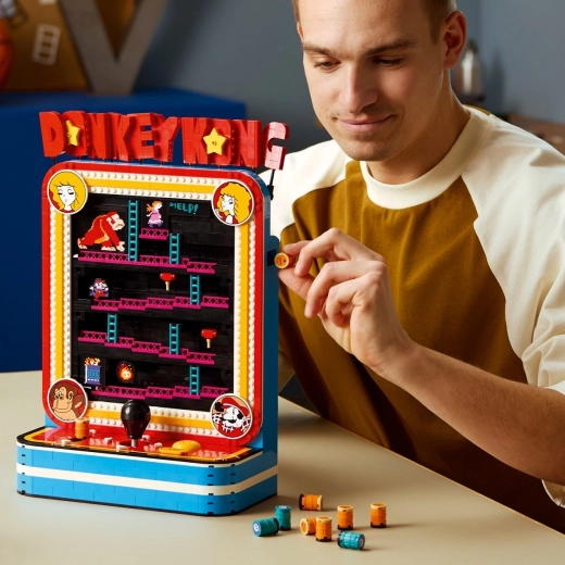Control interactiv: manetă, joystick și săritură