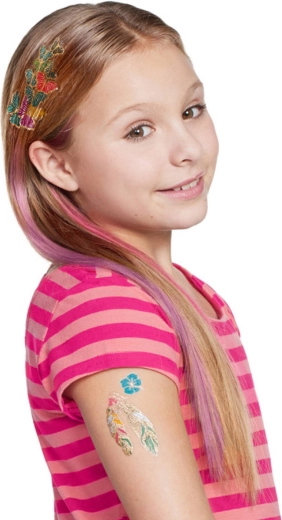 Tatuaje temporare pentru un look asortat