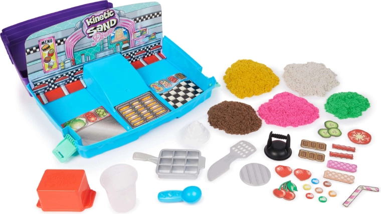 O mulțime de unelte și forme pentru „preparate” realiste