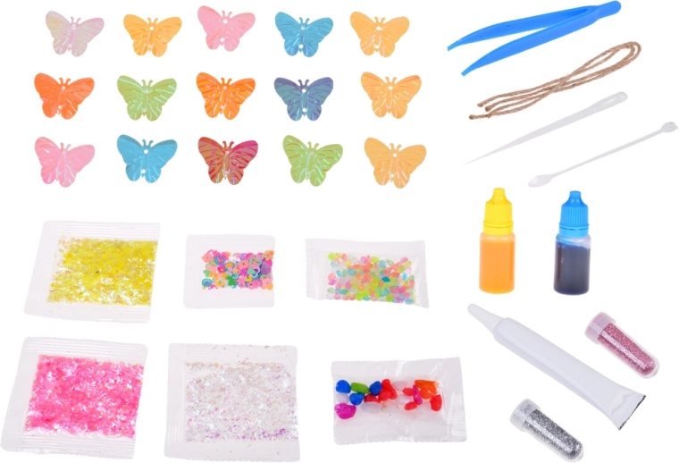 Sclipici, pigmenți și decorațiuni pentru combinații nelimitate