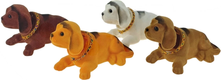 Suprafață catifelată (tip pluș) și zgardă decorativă