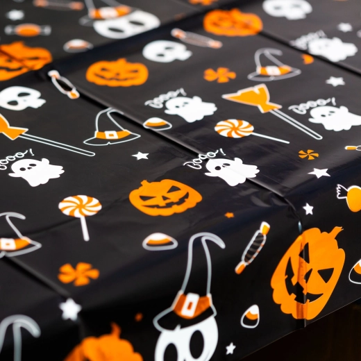 Față de masă de Halloween cu efect de aluminiu 137 × 183 cm