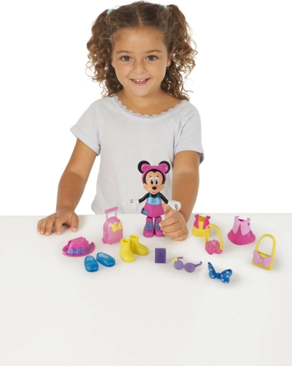 Joacă plină de imaginație acasă și în călătorii