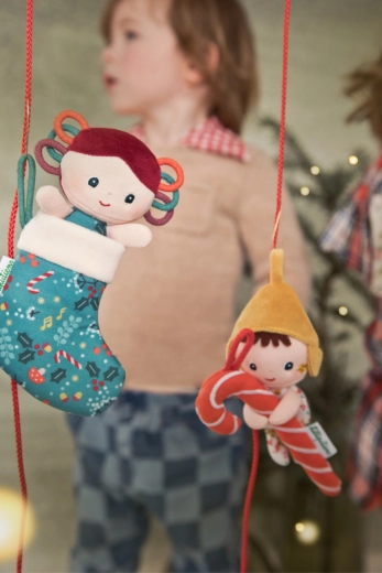 Ornament și prieten de pluș
