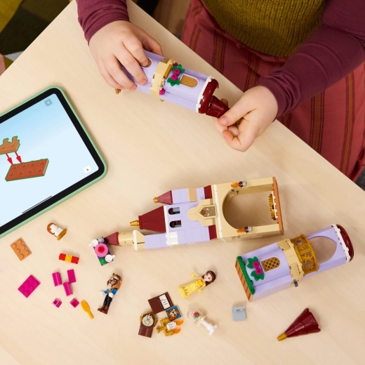 Construcție cu aplicația LEGO Builder