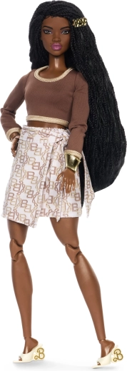 Modă capsulă în tonuri neutre