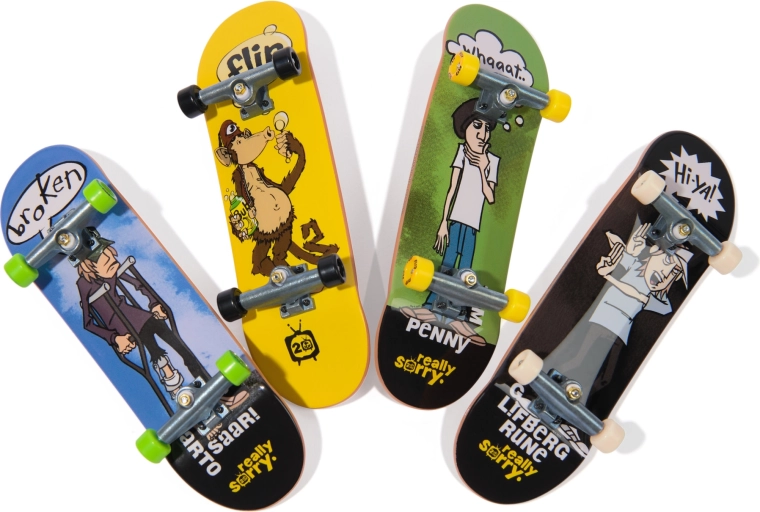 4 fingerboarduri cu grafică Flip expresivă