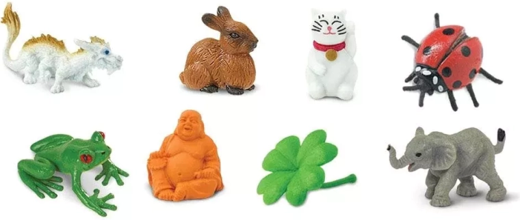 Figurine mini pictate manual, pline de detalii