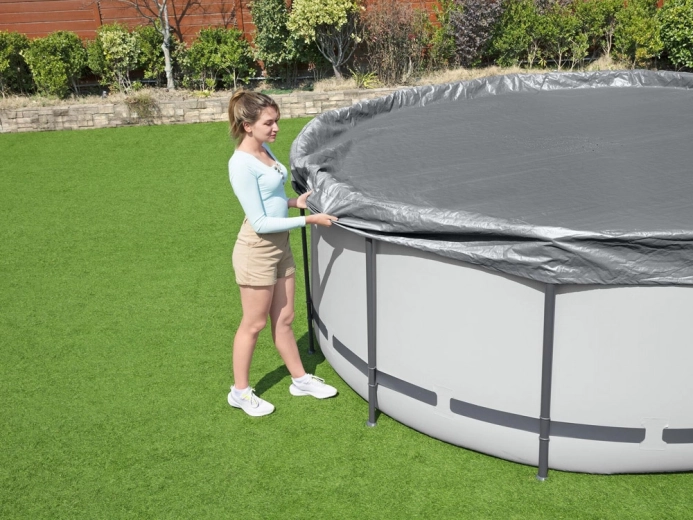 Orificii de drenaj împotriva acumulării apei