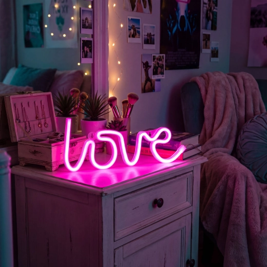 Lampă LED neon roz Love