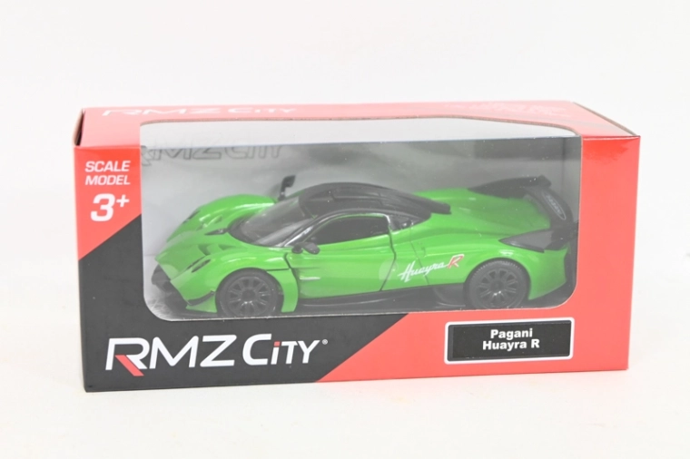 Model auto RMZ Pagani Huayra R verde