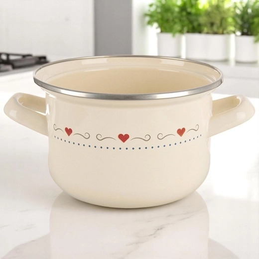 Compatibilă cu toate tipurile de plite și pentru cuptor