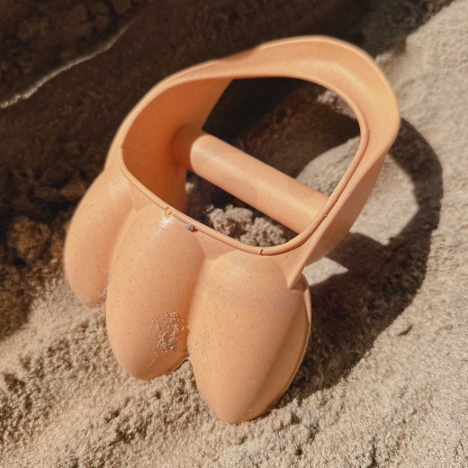 Material eco: biodegradabil și compostabil