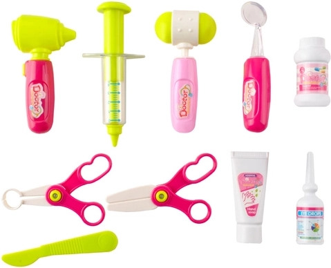 Accesorii bogate pentru micul doctor