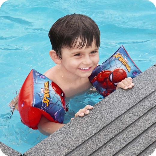 Motivul îndrăgit SPIDER-MAN
