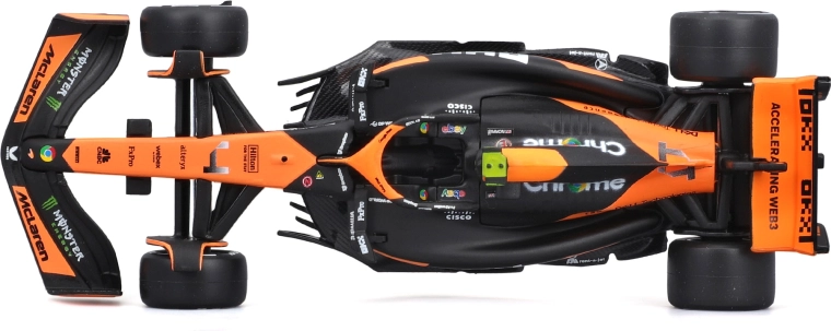 Detalii și inscripționări realiste