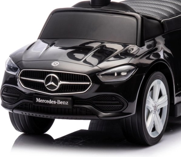 Design realist Mercedes‑Benz