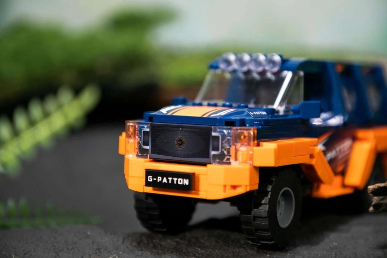 Deplasare lină datorită roților rotative