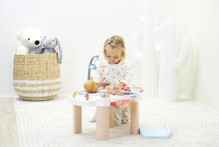 Construcție stabilă și sigură în culori pastel