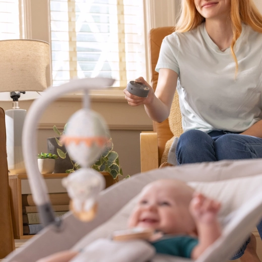 Control de la distanță pentru legănare, vibrații și melodii